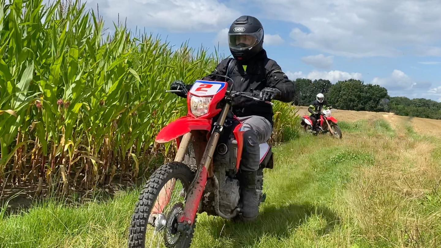 Enduro wandeling - CRF huurmotoren