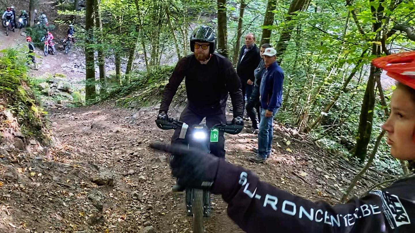 Endurofun Surron Trial opleiding - wedstrijd 11