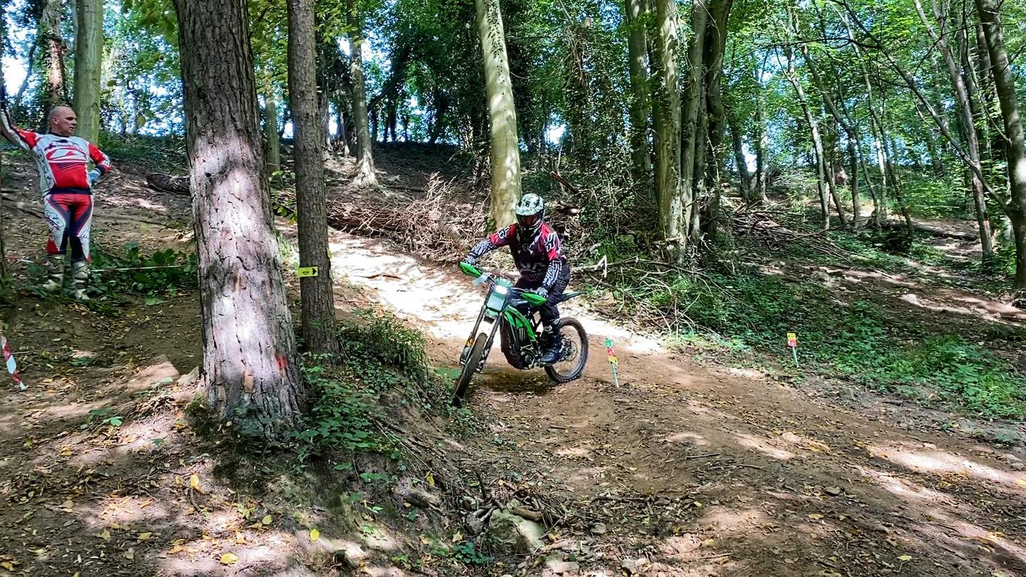 Endurofun Surron Trial opleiding - wedstrijd 16
