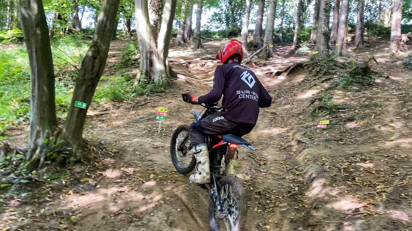 Endurofun Surron Trial opleiding - wedstrijd 17