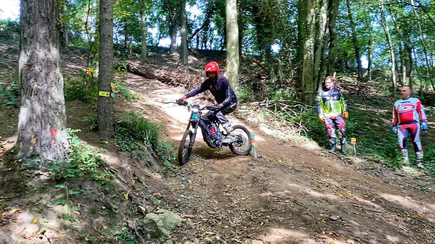 Endurofun Surron Trial opleiding - wedstrijd 19