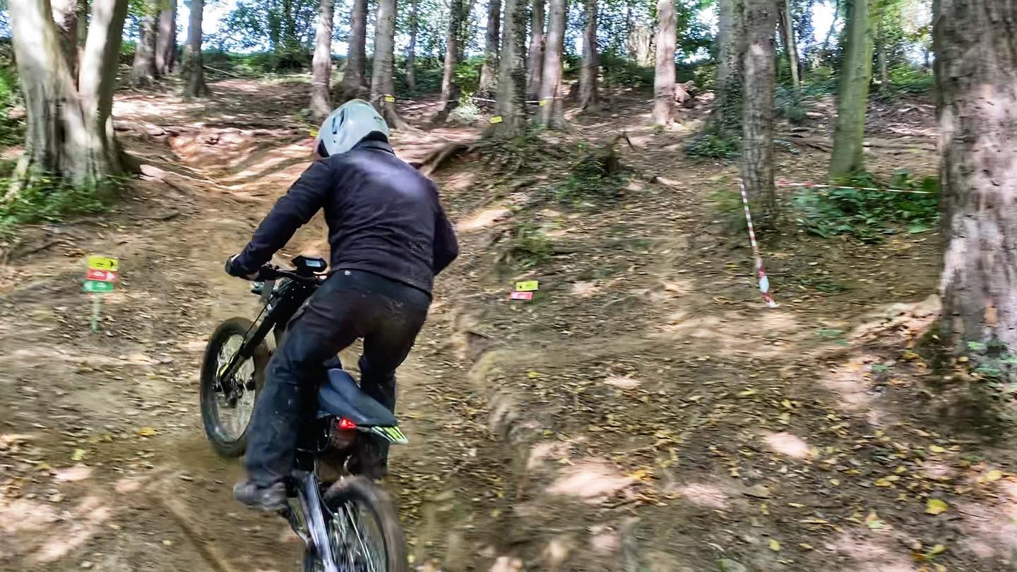 Endurofun Surron Trial opleiding - wedstrijd 20