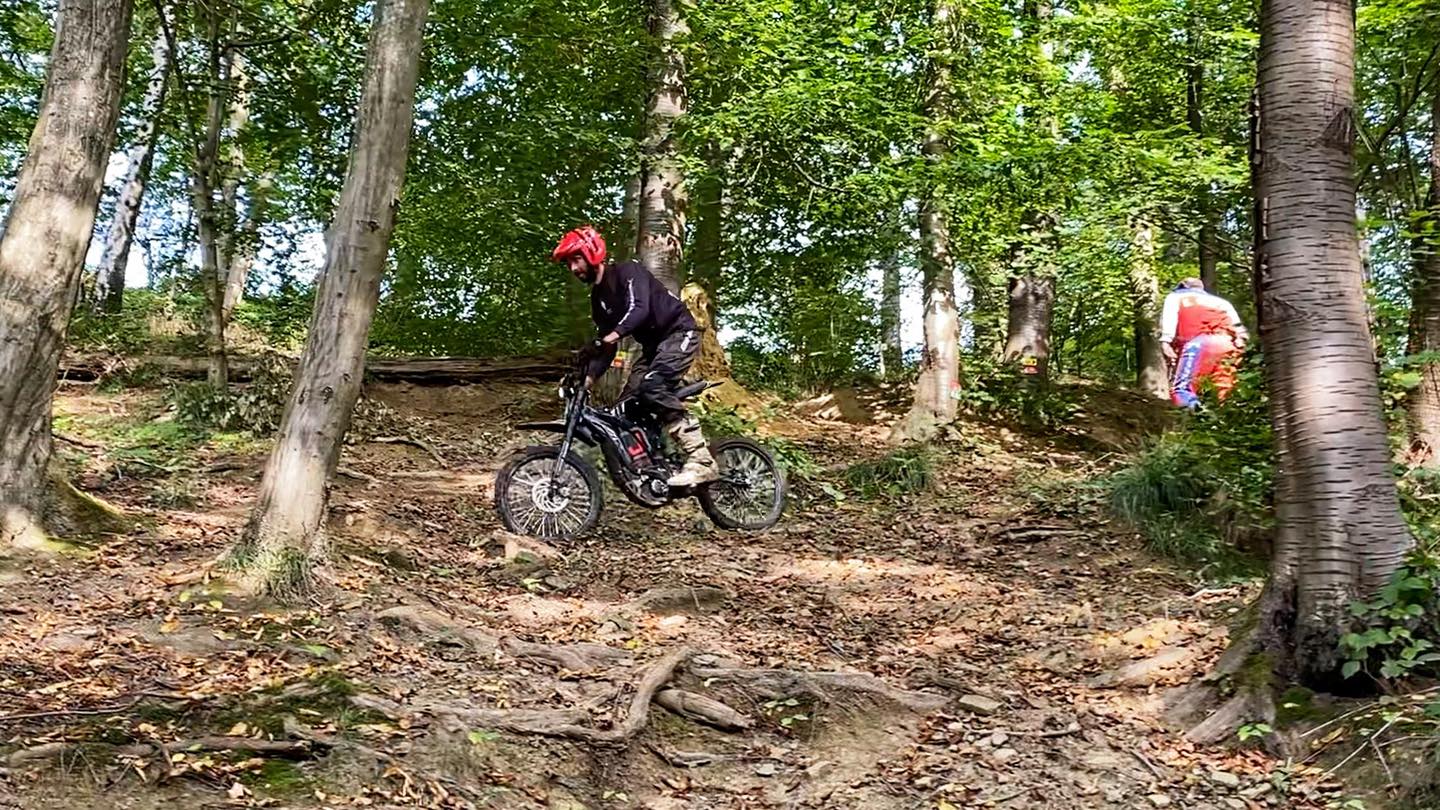 Endurofun Surron Trial opleiding - wedstrijd 9
