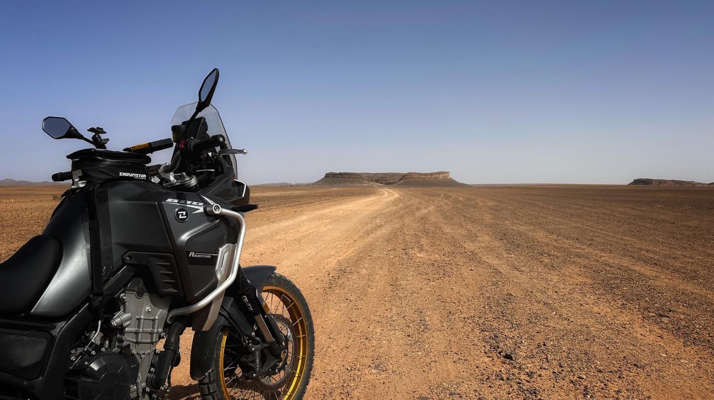 Barry's-BBQ-and-bikes.be header 012